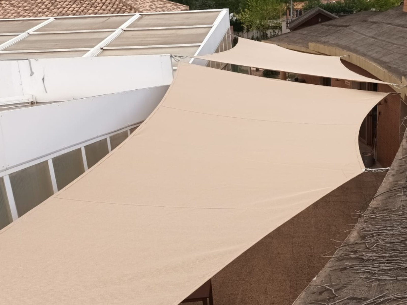 VELAS TENSADAS EN CASA RURAL